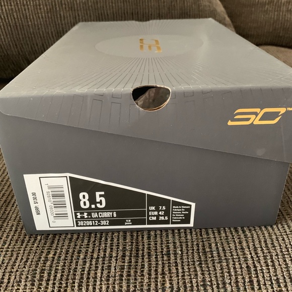 curry 6 size 8.5